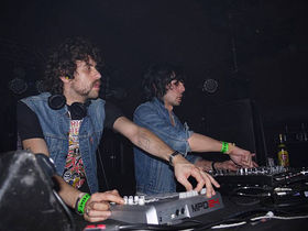 Justice respond to 'unplugged' controversy by posting more pictures